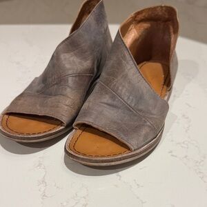 Free People Gray and Tan Women's Sandals